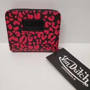 Von Dutch Black & Pink Leopard Zip Card Holder